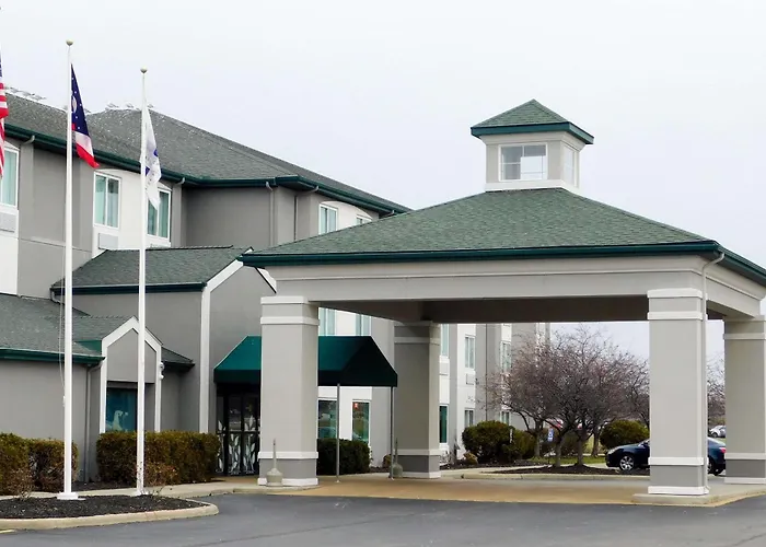 Best Hotels Close to Legacy Emanuel Hospital