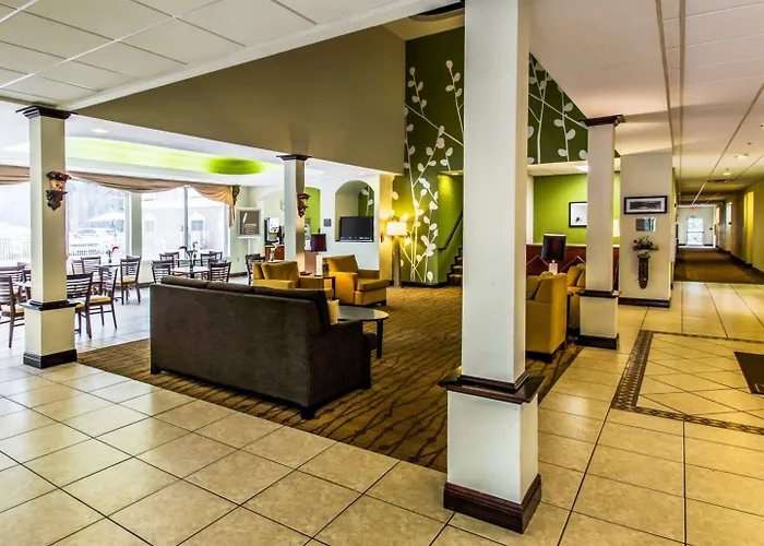 Top Orlando Airport Hotels with 24-hour Shuttle